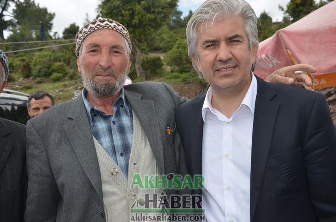 AK Parti Heyetinden Köy Hayırlarına Çıkarma